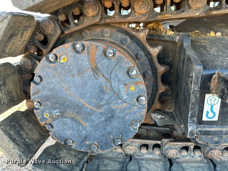 image for item DQ1565 2019 Hitachi Zaxis 135US-6N  excavator