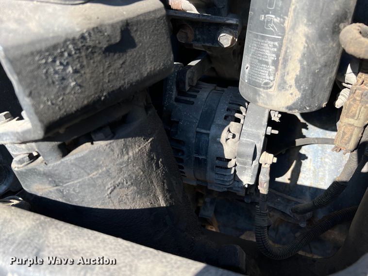 image for item DQ2207 2004 Mack CV713  dump truck