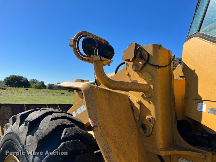 image for item DQ2231 1999 Kawasaki 70 Z-IV  wheel loader