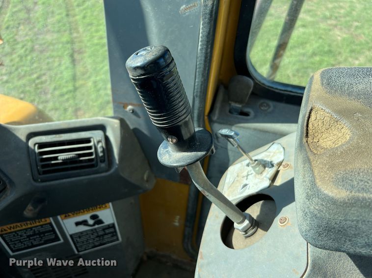 image for item DQ2231 1999 Kawasaki 70 Z-IV  wheel loader