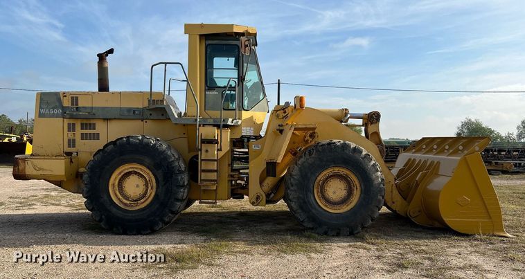 image for item DQ2310 1997 Komatsu WA500-1LE  wheel loader