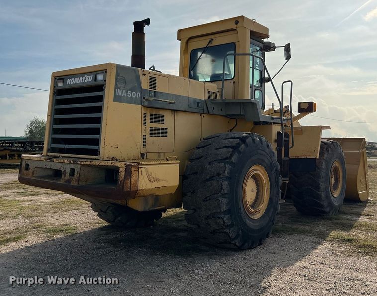 image for item DQ2310 1997 Komatsu WA500-1LE  wheel loader