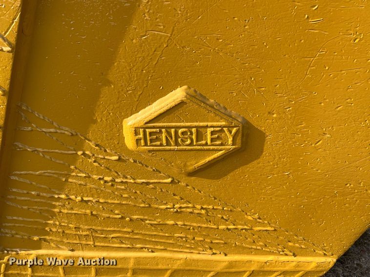 image for item DQ2310 1997 Komatsu WA500-1LE  wheel loader