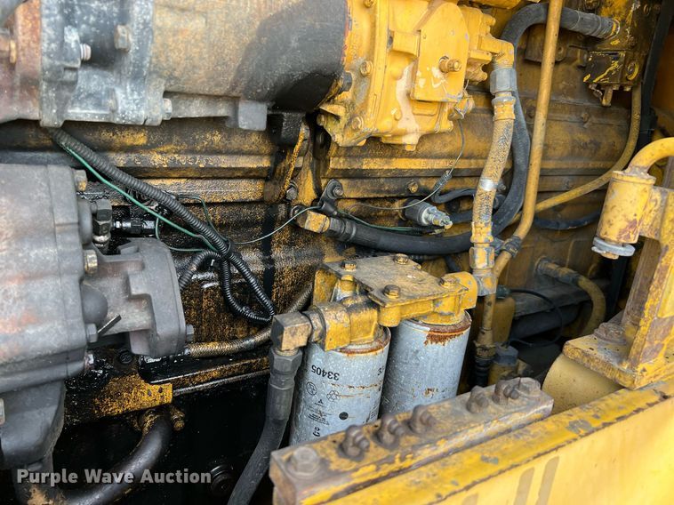 image for item DQ2310 1997 Komatsu WA500-1LE  wheel loader