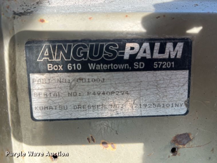 image for item DQ2310 1997 Komatsu WA500-1LE  wheel loader