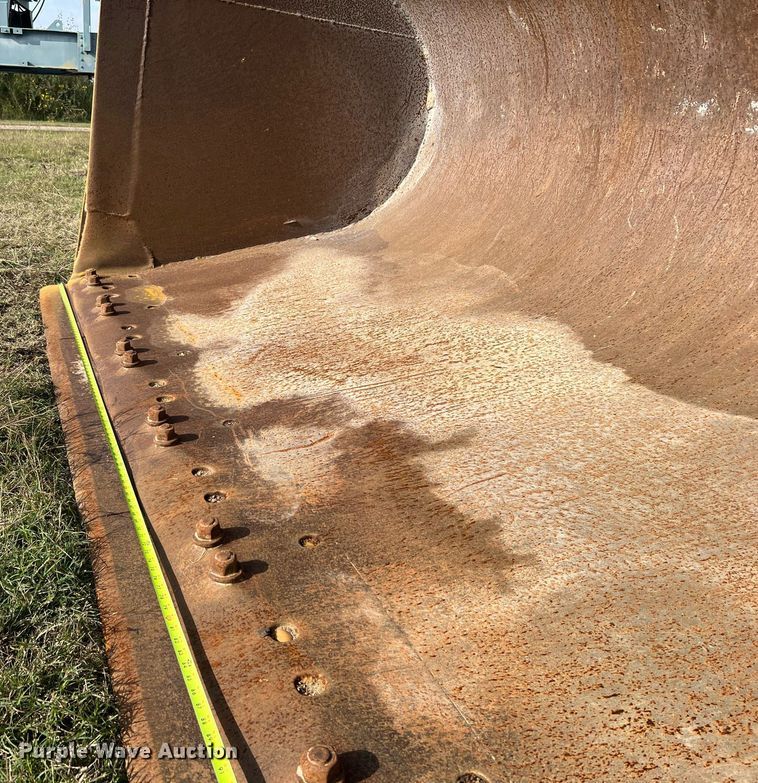 image for item DQ2311 1999 Komatsu WA500-3L  wheel loader