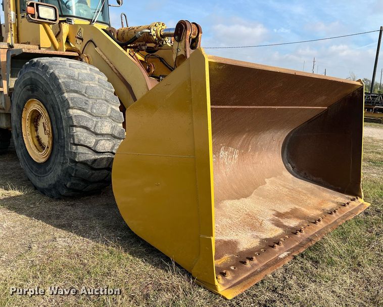 image for item DQ2311 1999 Komatsu WA500-3L  wheel loader