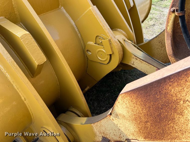 image for item DQ2311 1999 Komatsu WA500-3L  wheel loader