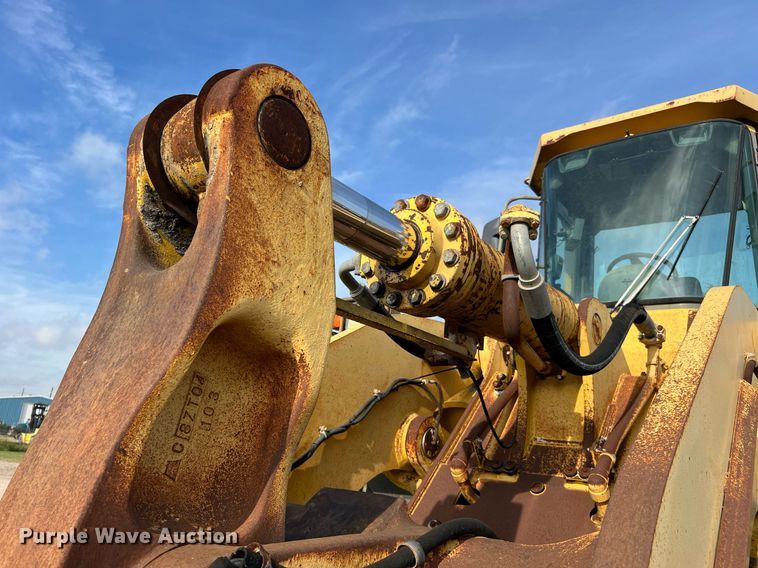image for item DQ2311 1999 Komatsu WA500-3L  wheel loader