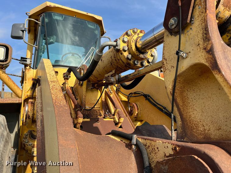 image for item DQ2311 1999 Komatsu WA500-3L  wheel loader