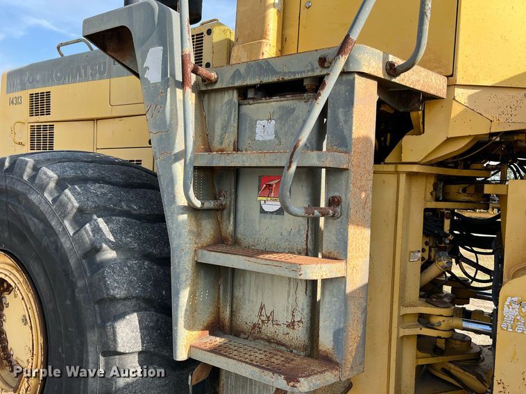 image for item DQ2311 1999 Komatsu WA500-3L  wheel loader