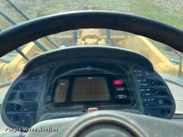 image for item DQ2311 1999 Komatsu WA500-3L  wheel loader