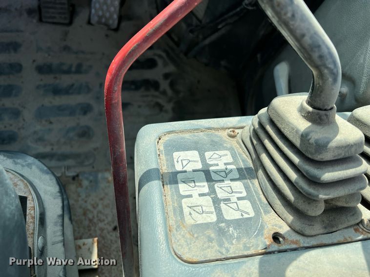 image for item DQ2311 1999 Komatsu WA500-3L  wheel loader