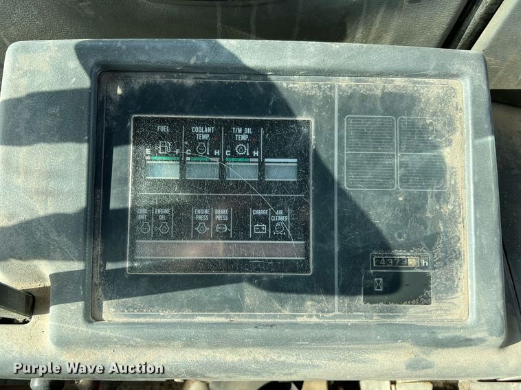 image for item DQ2311 1999 Komatsu WA500-3L  wheel loader