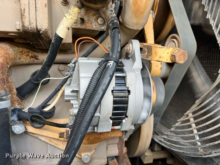 image for item DQ2311 1999 Komatsu WA500-3L  wheel loader