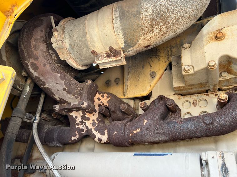 image for item DQ2311 1999 Komatsu WA500-3L  wheel loader