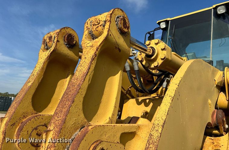 image for item DQ2312 1999 Caterpillar 980G  wheel loader