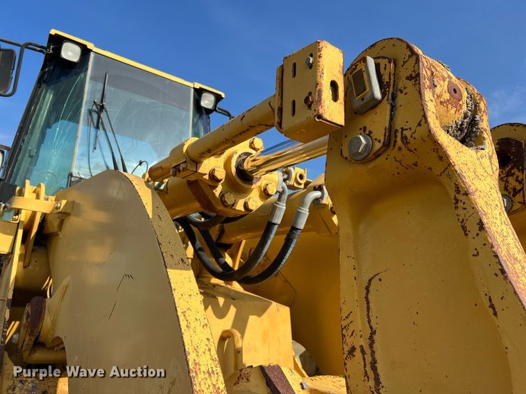 image for item DQ2312 1999 Caterpillar 980G  wheel loader