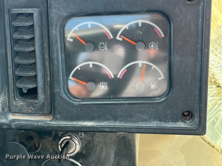 image for item DQ2312 1999 Caterpillar 980G  wheel loader