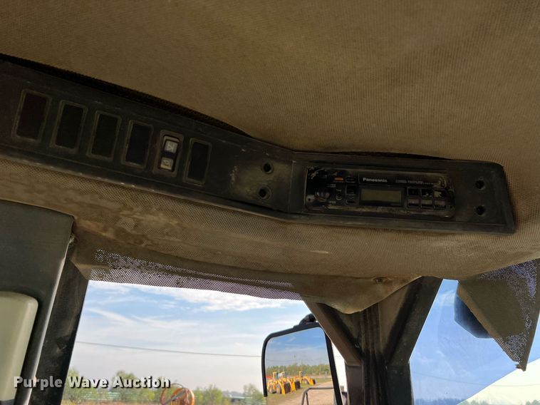 image for item DQ2312 1999 Caterpillar 980G  wheel loader