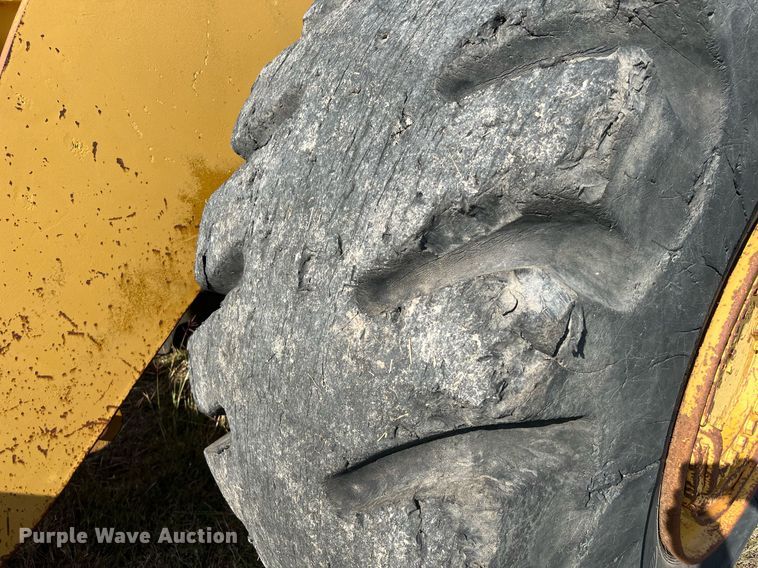 image for item DQ2312 1999 Caterpillar 980G  wheel loader