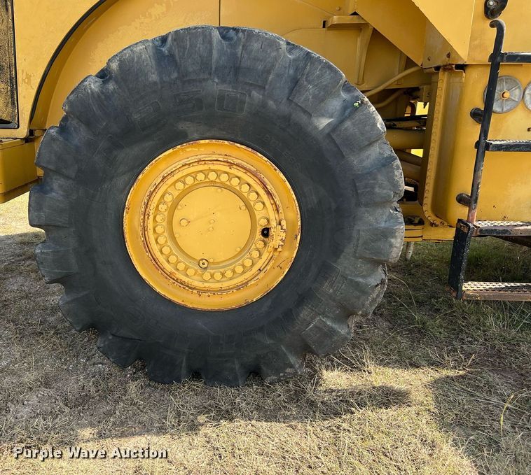 image for item DQ2312 1999 Caterpillar 980G  wheel loader