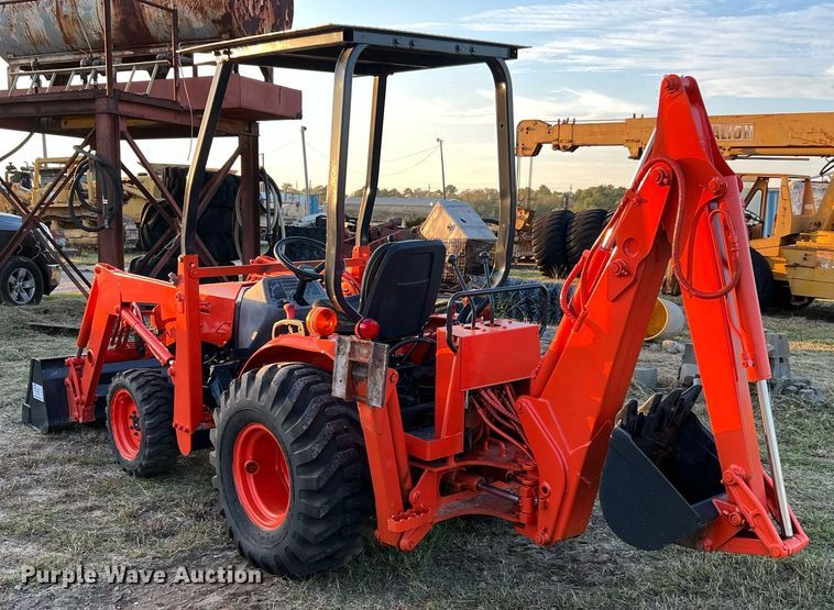 image for item DQ2313 Kubota B21  tractor