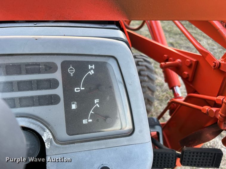 image for item DQ2313 Kubota B21  tractor