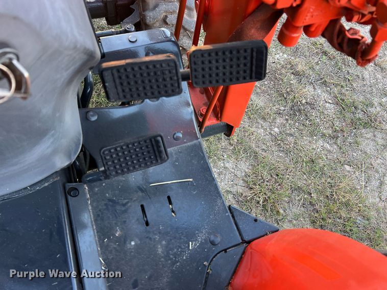 image for item DQ2313 Kubota B21  tractor