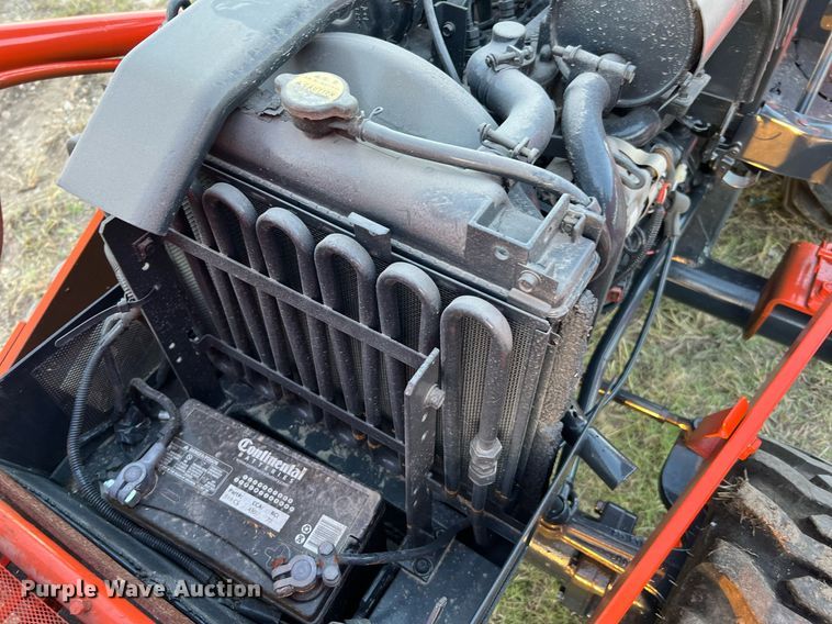 image for item DQ2313 Kubota B21  tractor