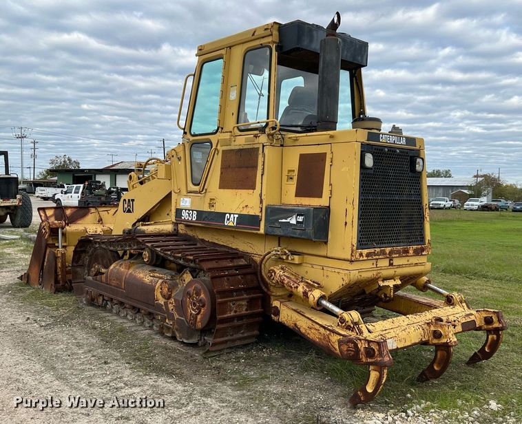 image for item DQ2319 1995 Caterpillar 963B  track loader