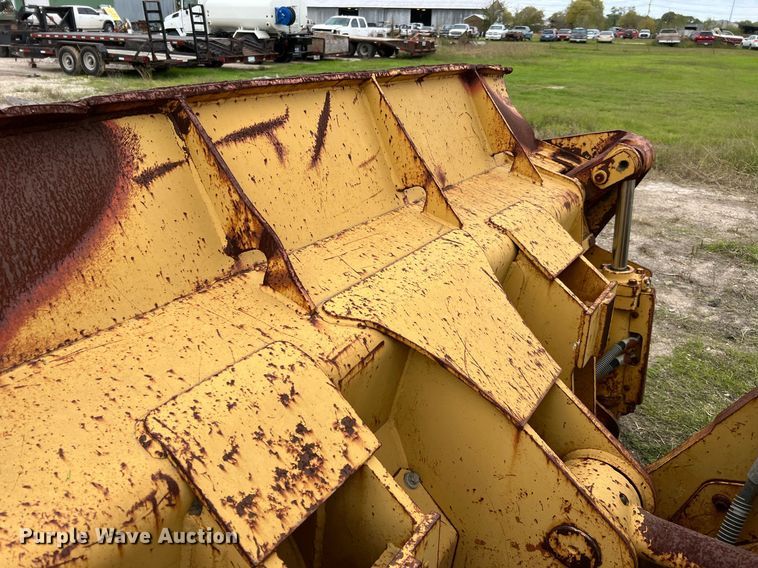 image for item DQ2319 1995 Caterpillar 963B  track loader