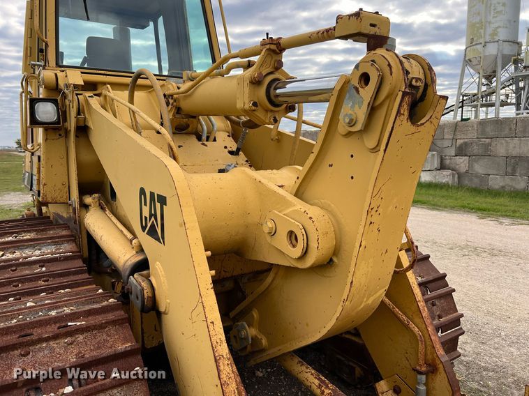 image for item DQ2319 1995 Caterpillar 963B  track loader