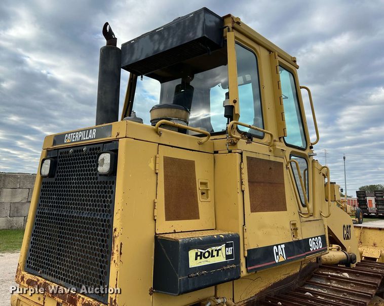 image for item DQ2319 1995 Caterpillar 963B  track loader