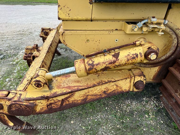image for item DQ2319 1995 Caterpillar 963B  track loader
