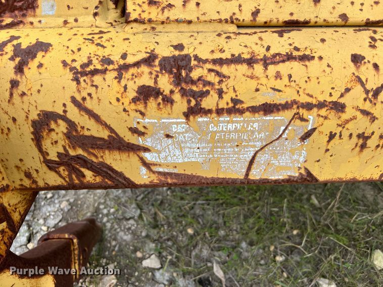 image for item DQ2319 1995 Caterpillar 963B  track loader