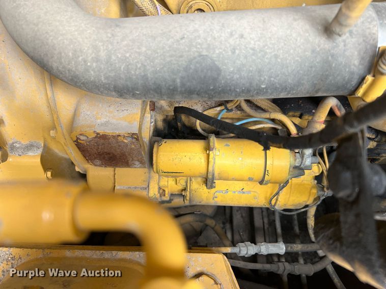 image for item DQ2319 1995 Caterpillar 963B  track loader