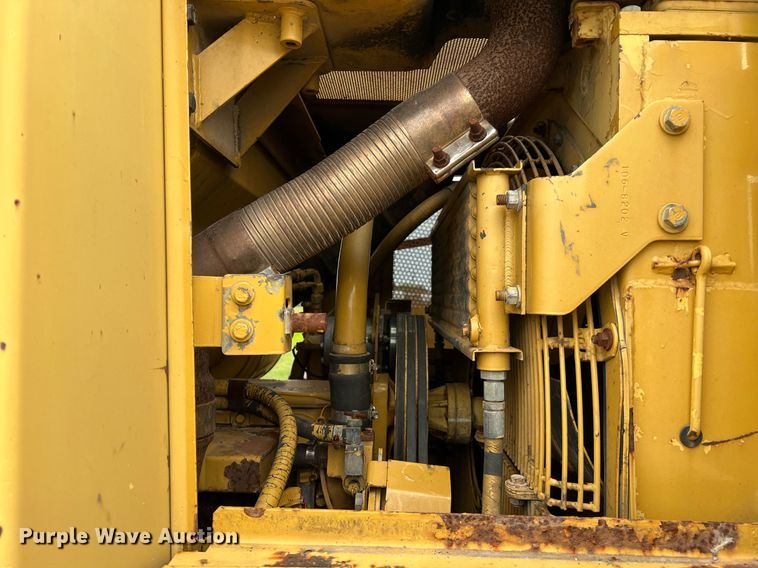 image for item DQ2319 1995 Caterpillar 963B  track loader