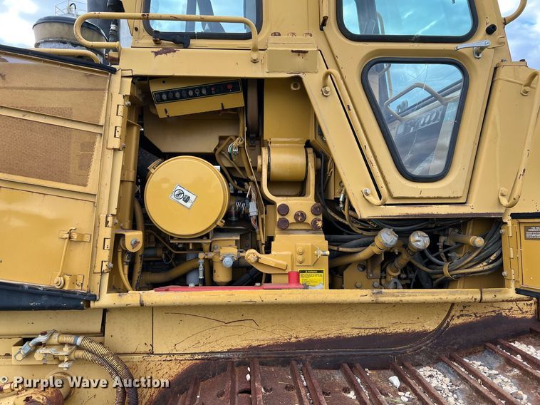 image for item DQ2319 1995 Caterpillar 963B  track loader