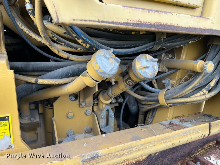 image for item DQ2319 1995 Caterpillar 963B  track loader