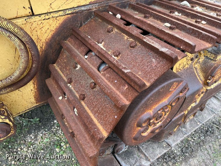 image for item DQ2319 1995 Caterpillar 963B  track loader