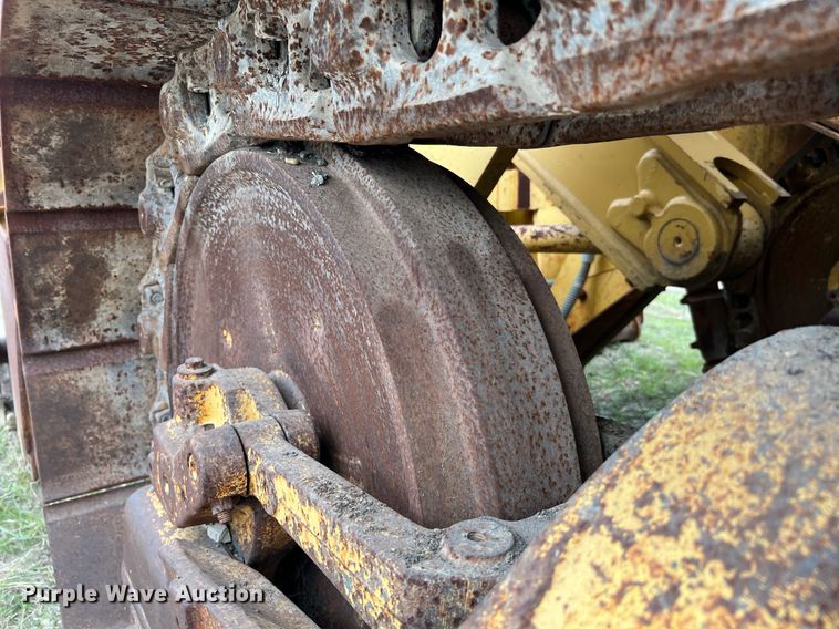 image for item DQ2319 1995 Caterpillar 963B  track loader