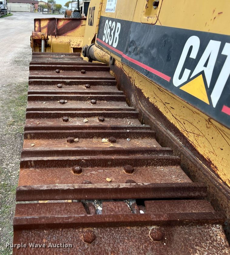 image for item DQ2319 1995 Caterpillar 963B  track loader