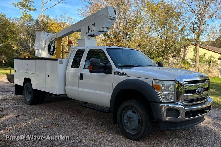 image for item DQ2323 2012 Ford F550 XLT  SuperCab bucket truck