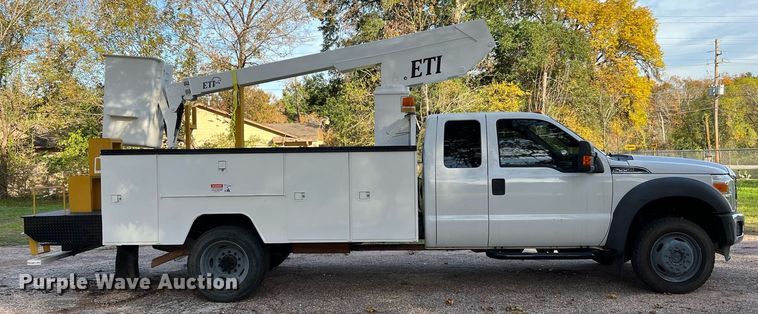 image for item DQ2323 2012 Ford F550 XLT  SuperCab bucket truck