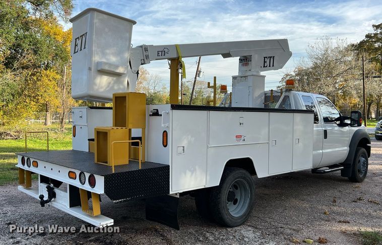 image for item DQ2323 2012 Ford F550 XLT  SuperCab bucket truck