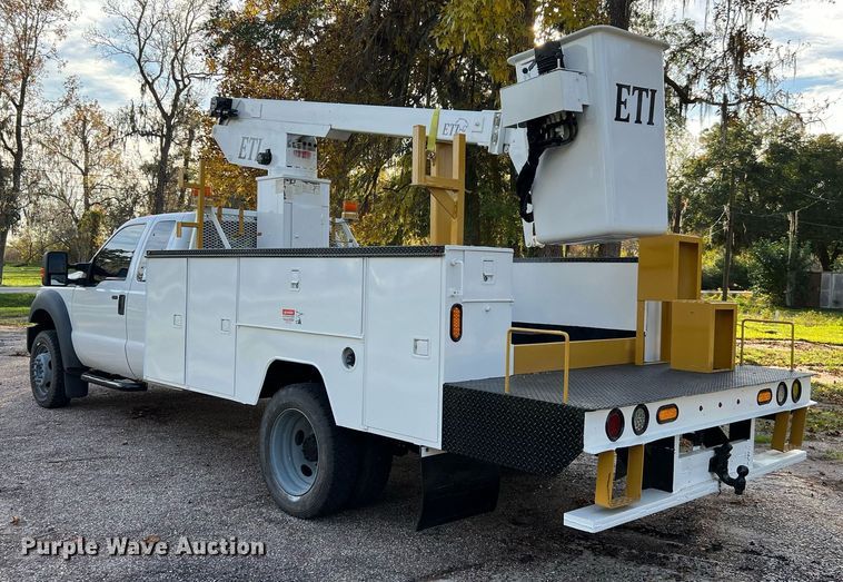 image for item DQ2323 2012 Ford F550 XLT  SuperCab bucket truck