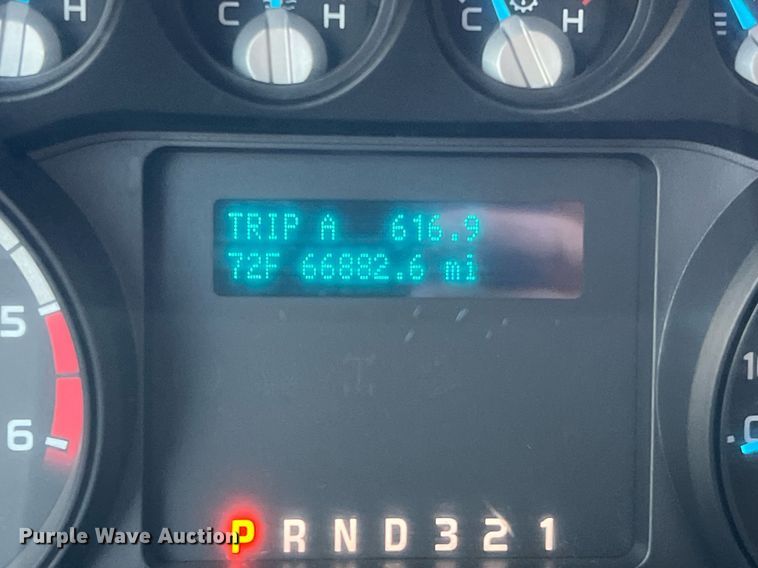 image for item DQ2323 2012 Ford F550 XLT  SuperCab bucket truck