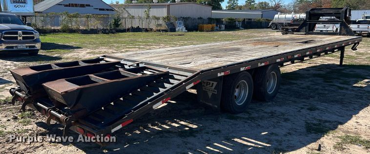 image for item DQ2325 2015 PJ  equipment trailer