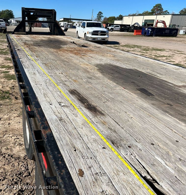 image for item DQ2325 2015 PJ  equipment trailer